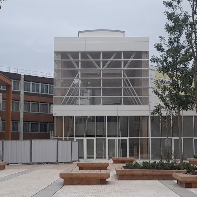 Le bâtiment H de l'université 8 Vincennes Saint-Denis fait sa première rentrée !